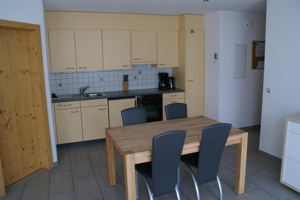 Chasa Mundin Apartamento Scuol Quarto foto